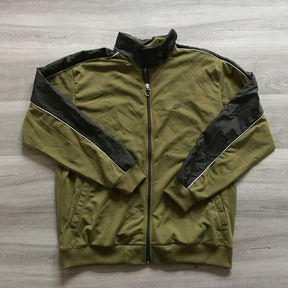 Nike Green Zip Up Sweater - Picture 2 of 3